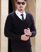 Load image into Gallery viewer, 100% Cashmere Knitted Sweaters Men Vneck 8Colors Thick Pullovers High Quality Man Jumpers Pure Cashmere Knitwear Male Sweater