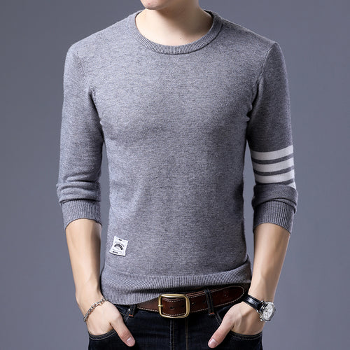 Young men korean version of casual round neck solid color sweater slim thick sweater men's warm winter fashion sweater